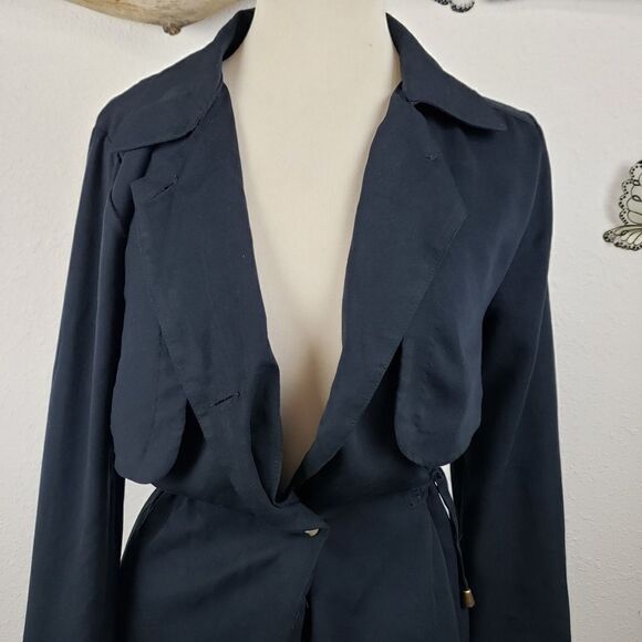 Justfab light weight trench coat - Picture 7 of 8